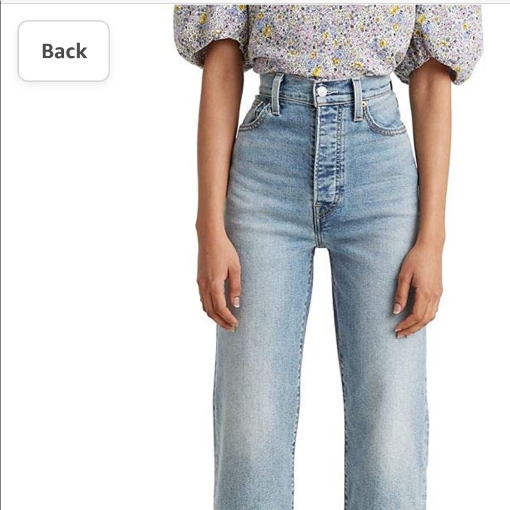 NWT Levi’s Ribcage Straight Ankle Jean Size 25